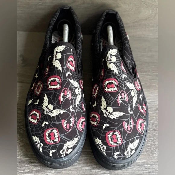 Vans Classic Slip-On Glow Frights Black Glow In The Dark Size 12 NWOT - Picture 5 of 9